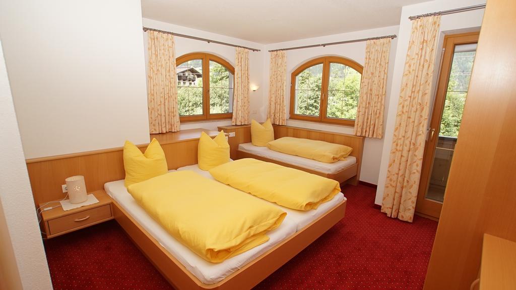 Haus Andrea Schiestl Villa Zell am Ziller Szoba fotó