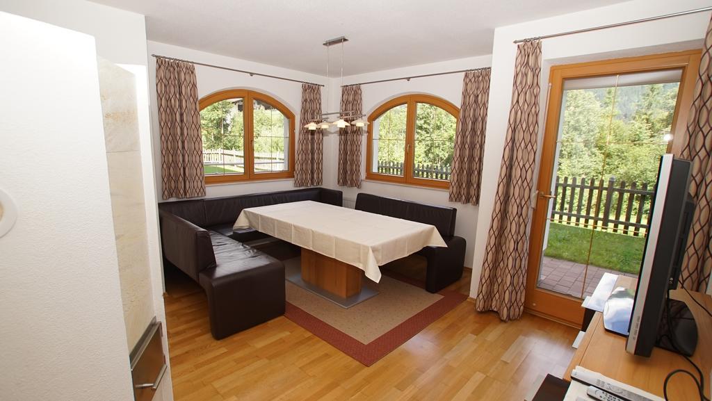 Haus Andrea Schiestl Villa Zell am Ziller Szoba fotó