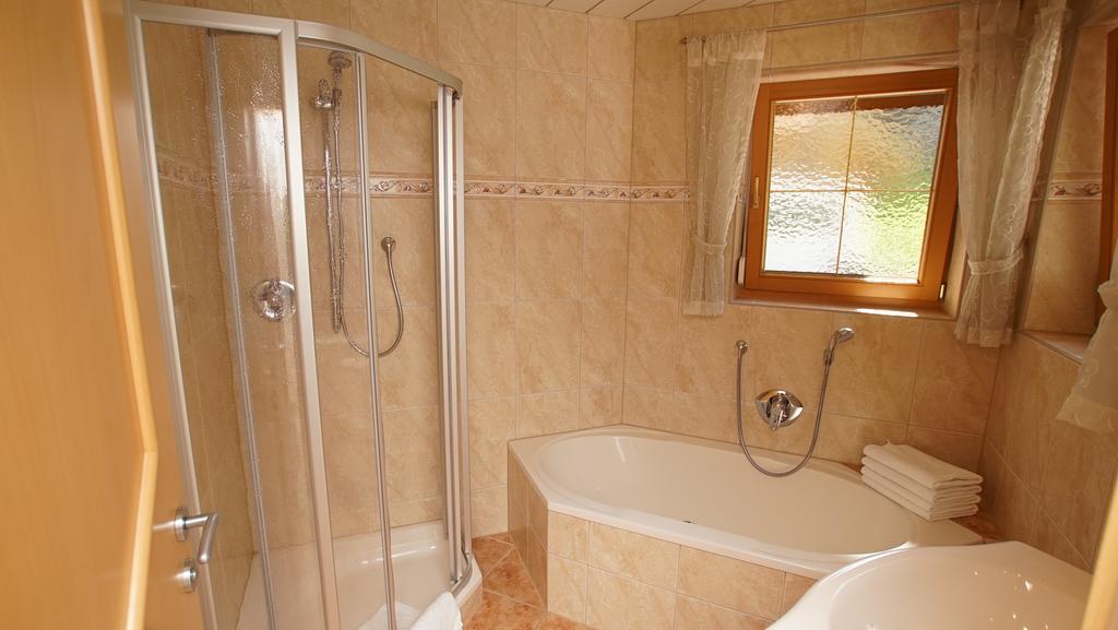 Haus Andrea Schiestl Villa Zell am Ziller Szoba fotó