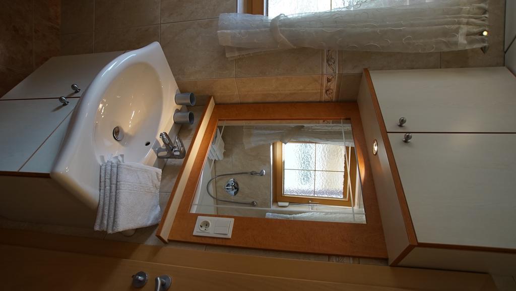 Haus Andrea Schiestl Villa Zell am Ziller Szoba fotó